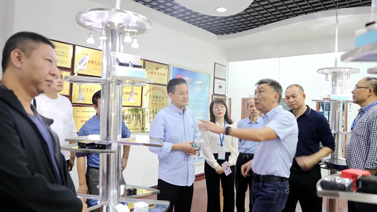市政協副主席、九三學社郴州市委主委潘執坤一行調研BG大游集团電子